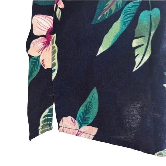Old Navy | Navy Blue Floral Tropical Print Short Sleeve Blouse Women’s Large - Picture 6 of 8